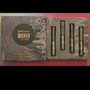 REM Beauty X Wicked For Good Emerald City Metallic Eyeliner Set